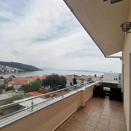 Apartment Mia Trogir